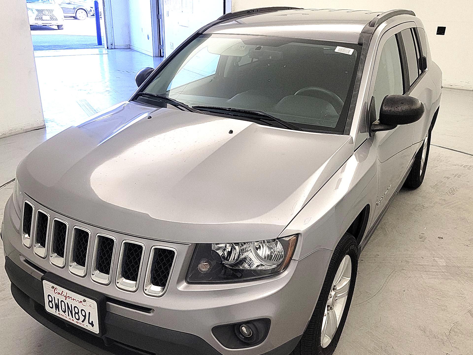 Thumbnail: 2016 Jeep Compass - 3