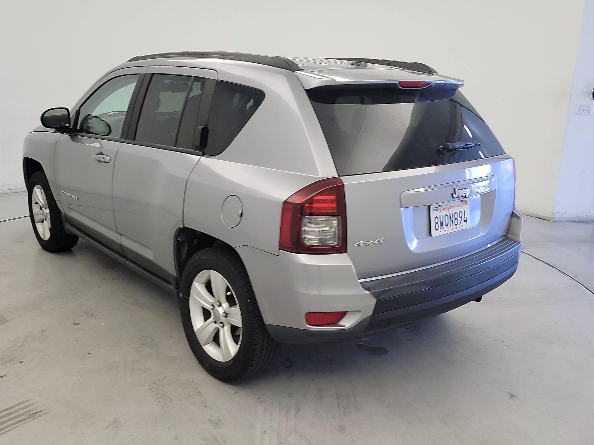 Thumbnail: 2016 Jeep Compass - 7