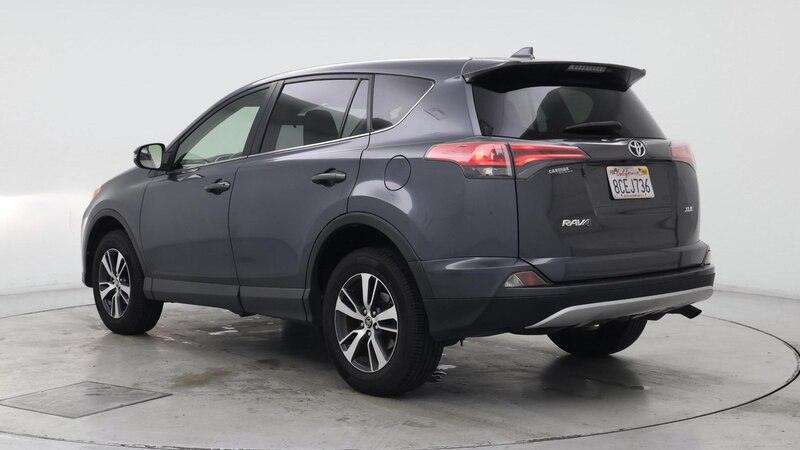 2018 Toyota RAV4 XLE 2