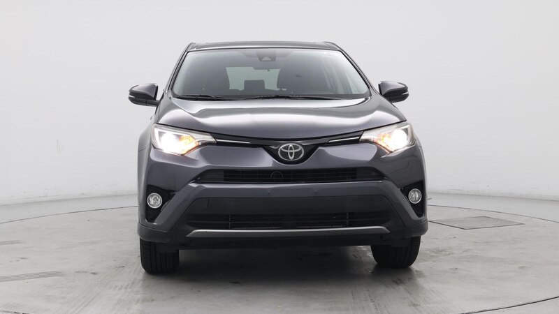 2018 Toyota RAV4 XLE 5