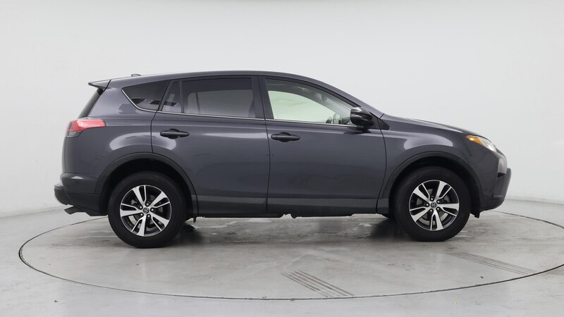 2018 Toyota RAV4 XLE 7