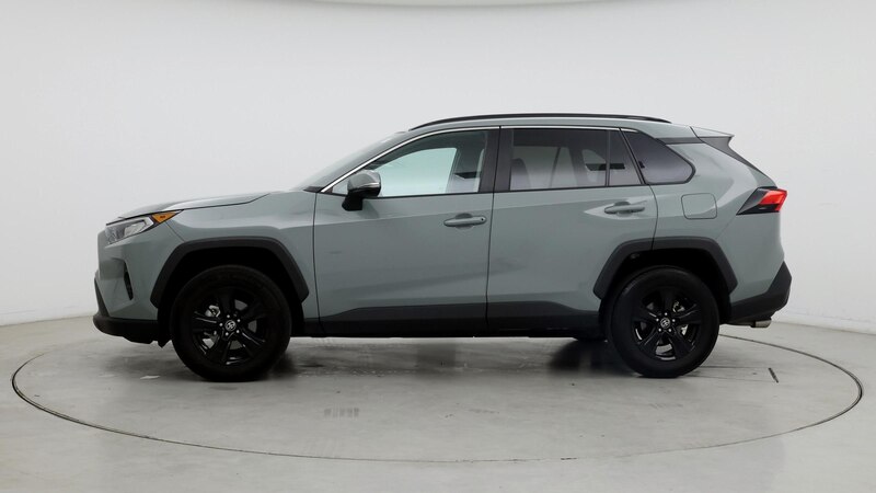 2021 Toyota RAV4 XLE 3