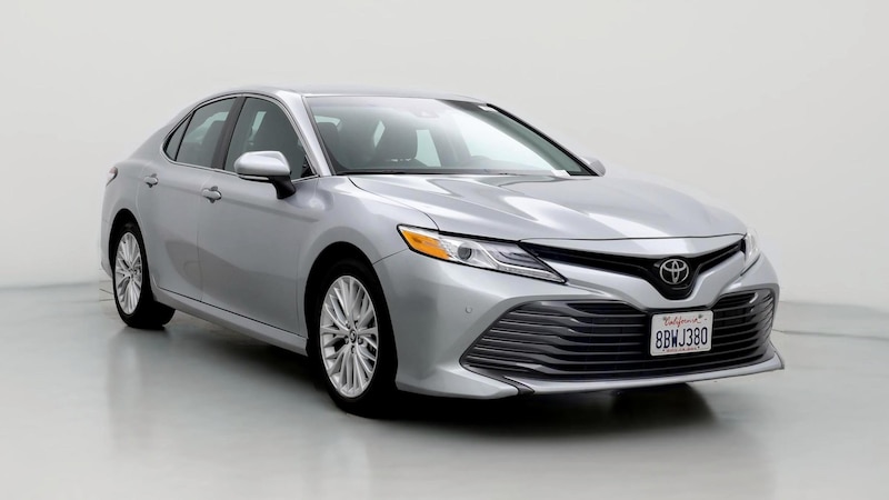 2018 Toyota Camry XLE Hero Image