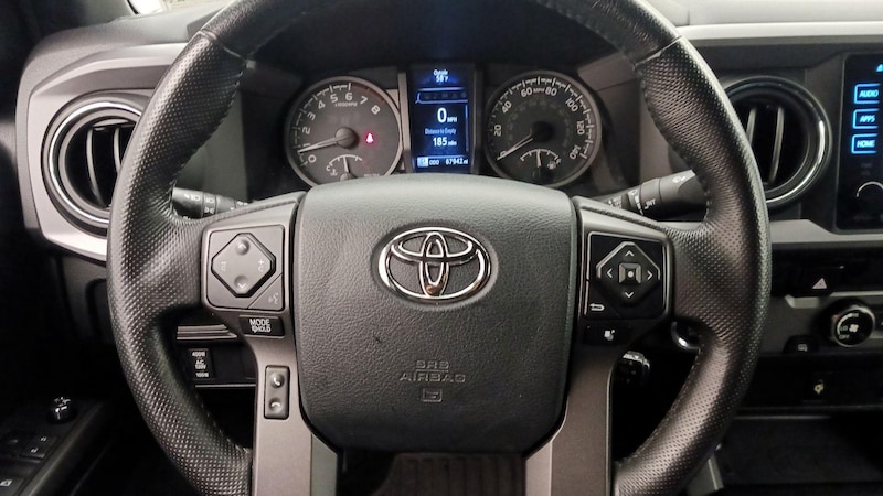 2016 Toyota Tacoma TRD Sport 10