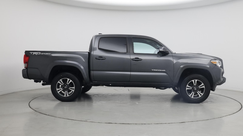 2016 Toyota Tacoma TRD Sport 7