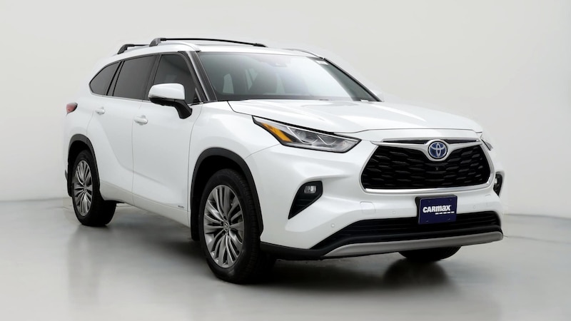 2023 Toyota Highlander Platinum Hero Image