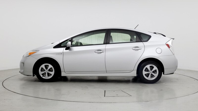 2014 Toyota Prius One 3