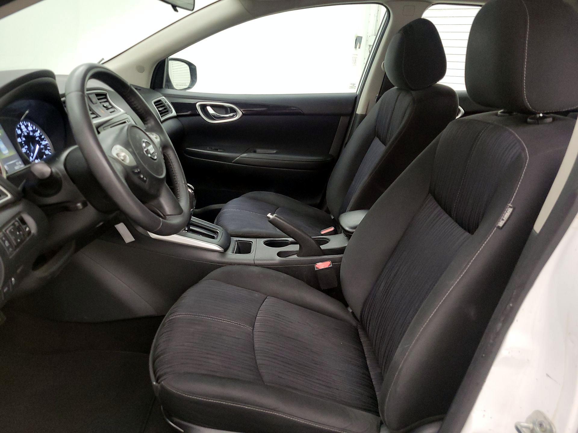 Thumbnail: 2017 Nissan Sentra - 11