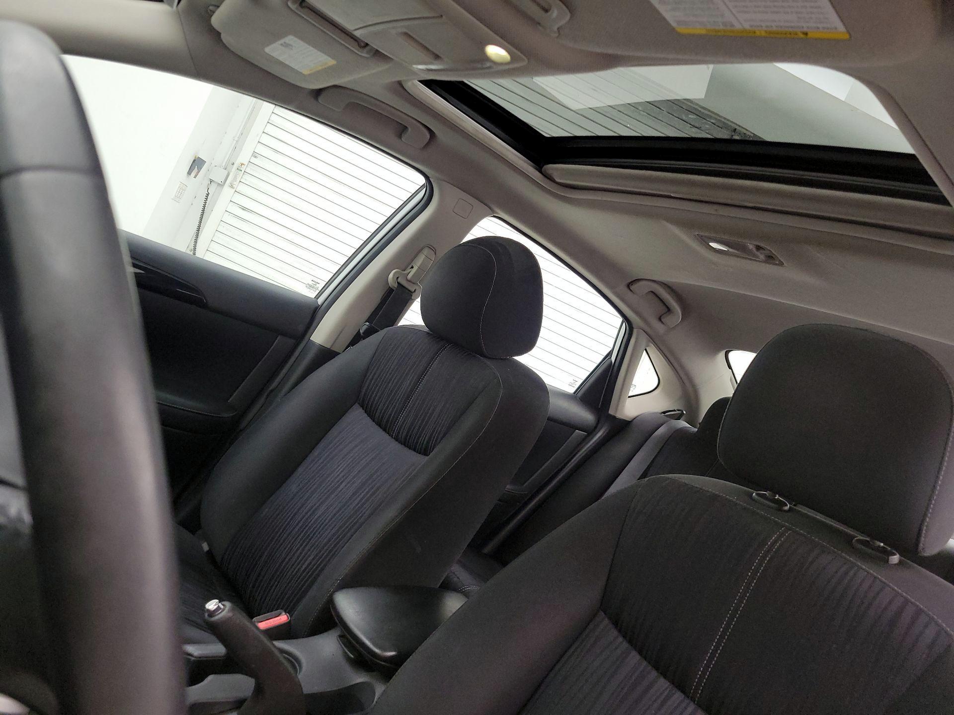 Thumbnail: 2017 Nissan Sentra - 19