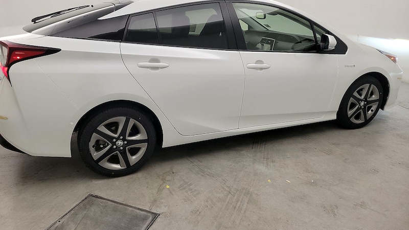 2022 Toyota Prius XLE 4