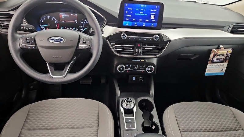 2020 Ford Escape SE 9