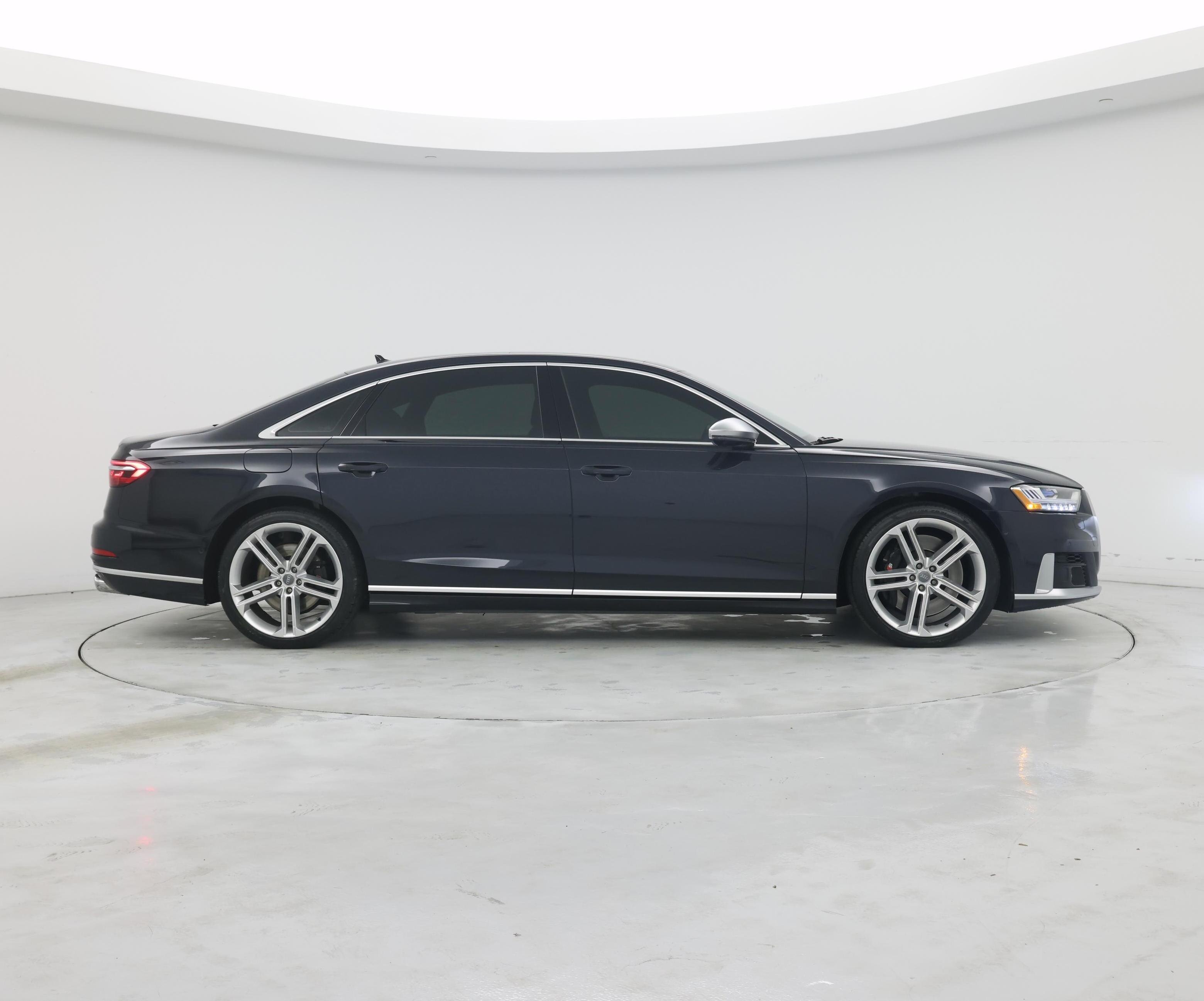 Thumbnail: 2020 Audi S8 - 7