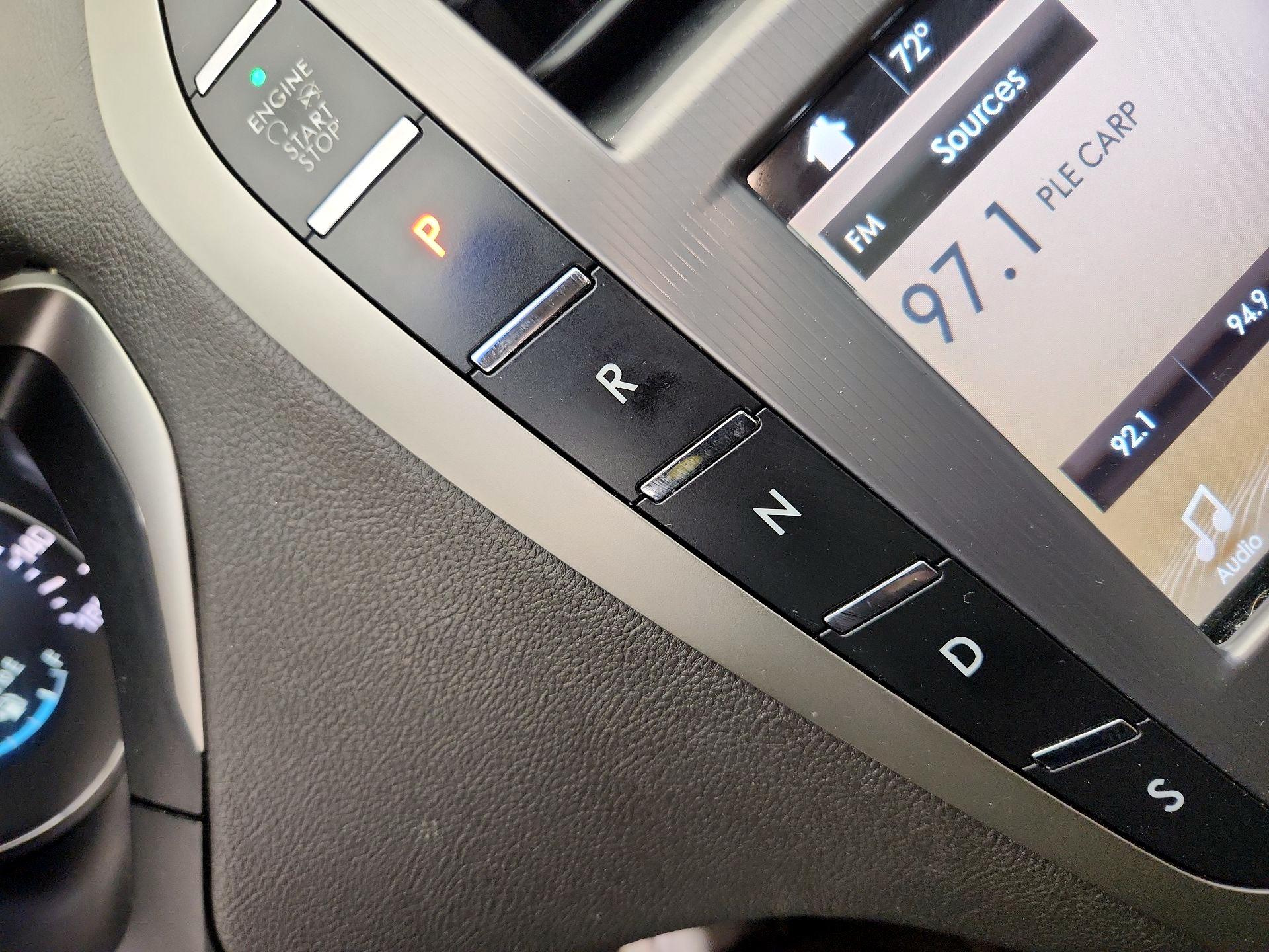 Thumbnail: 2017 Lincoln MKZ - 18