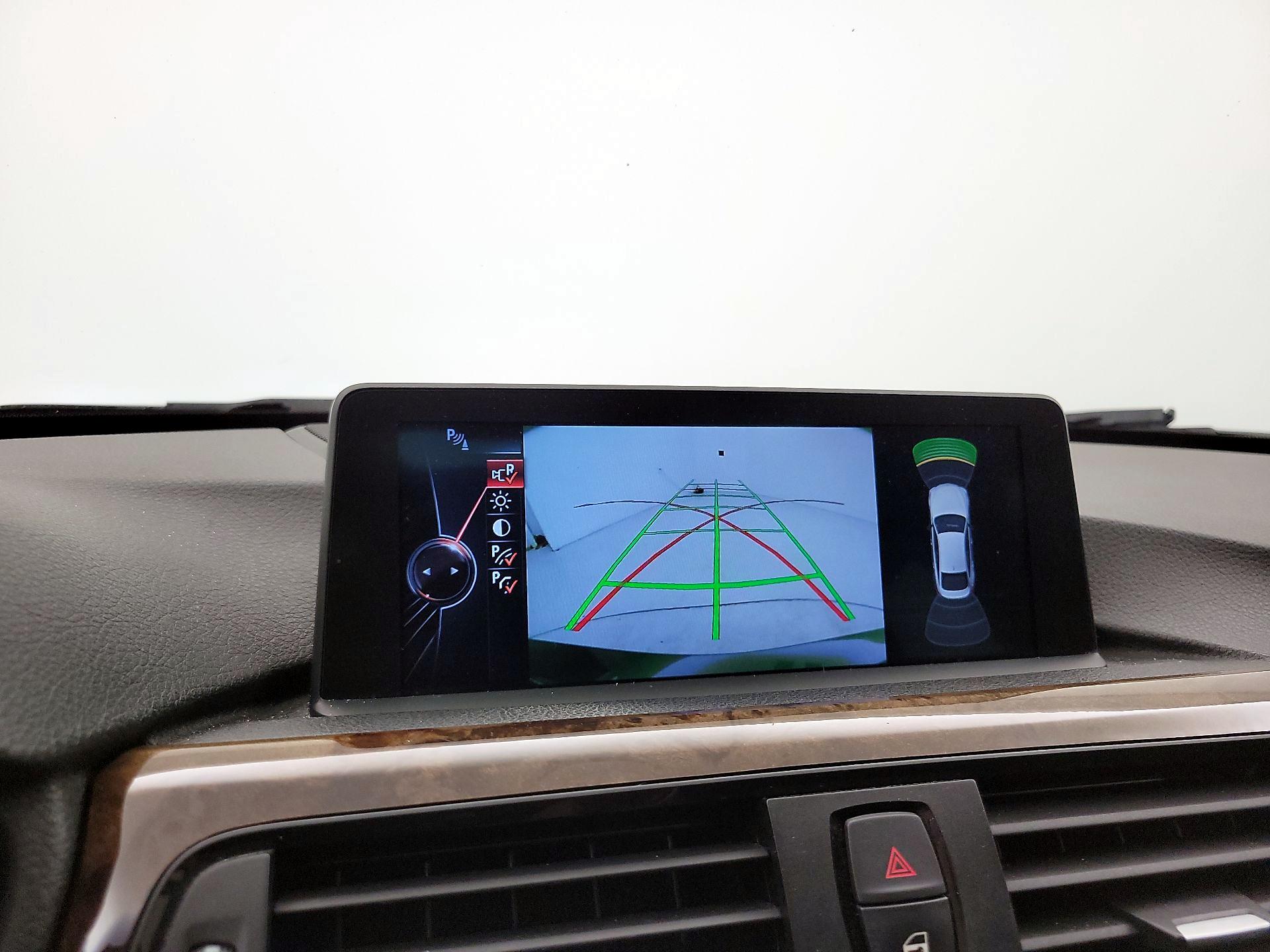 Thumbnail: 2015 BMW 4 Series - 15