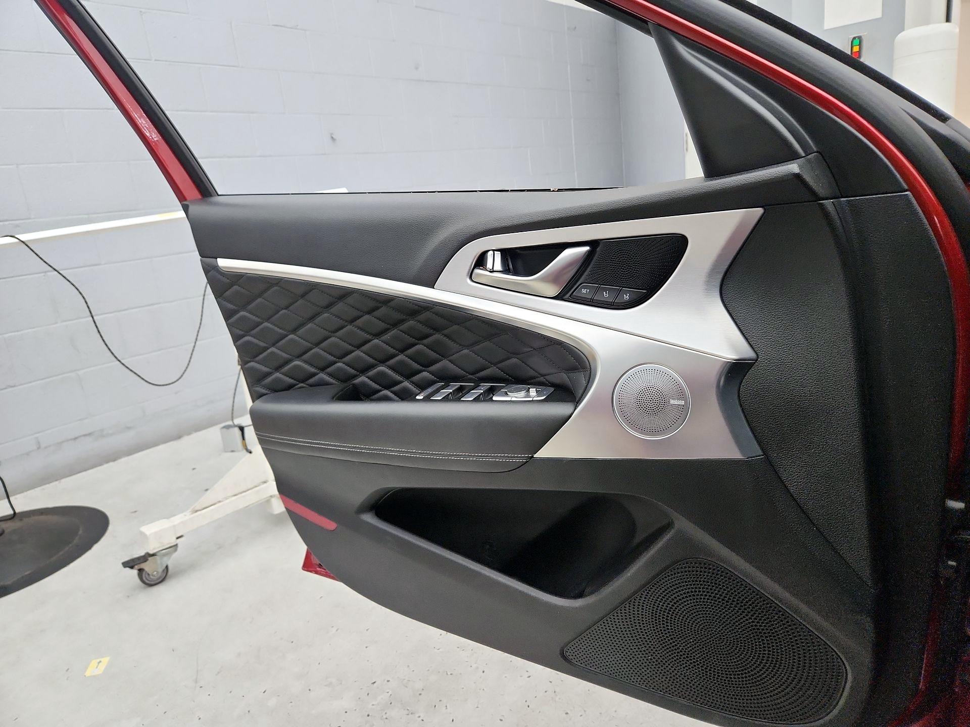 Thumbnail: 2019 Genesis G70 - 12