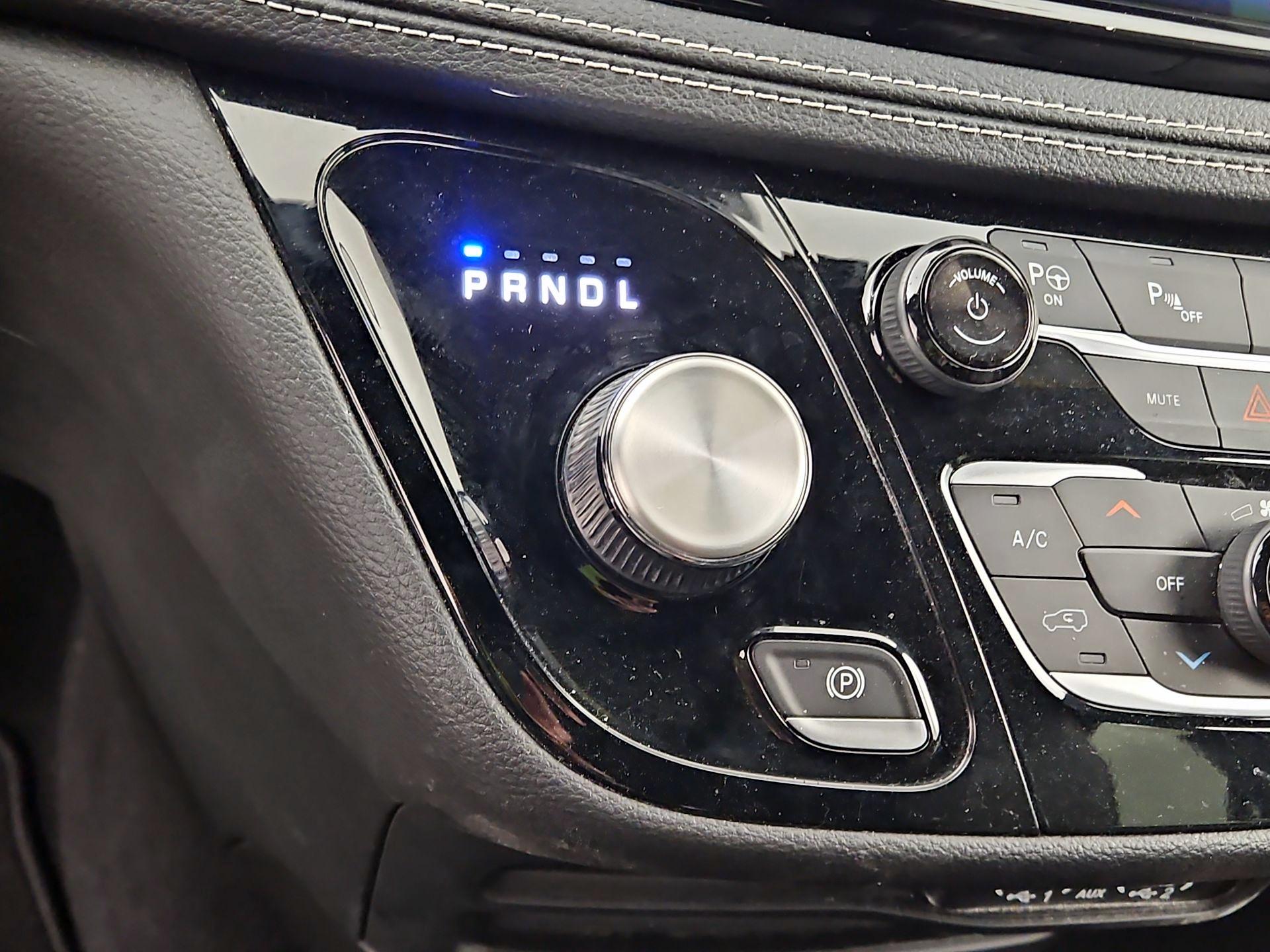 Thumbnail: 2022 Chrysler Pacifica - 18