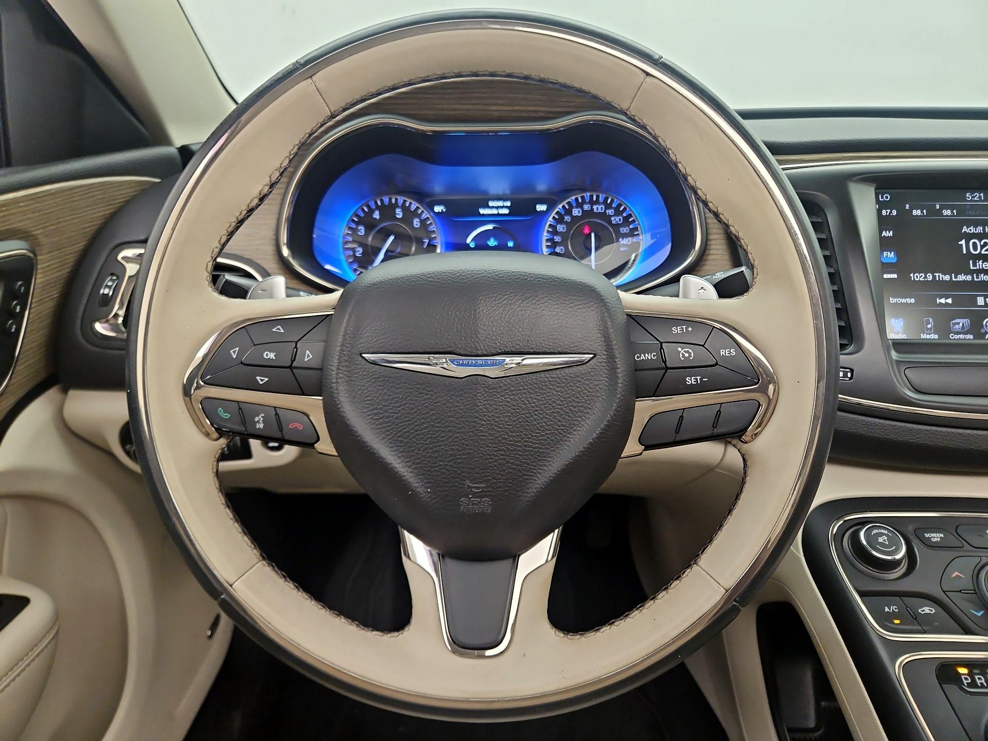 Thumbnail: 2015 Chrysler 200 - 10