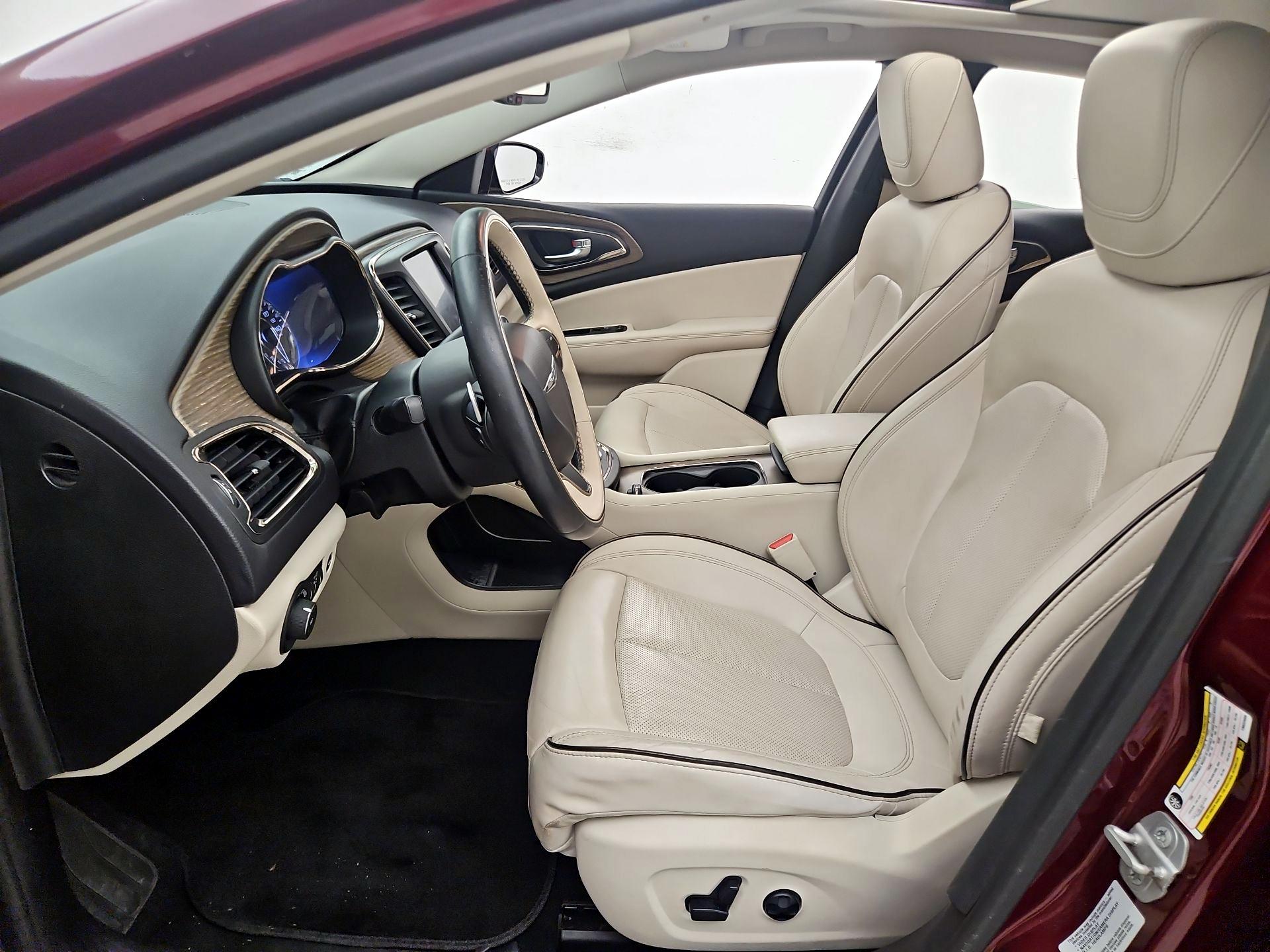 Thumbnail: 2015 Chrysler 200 - 11