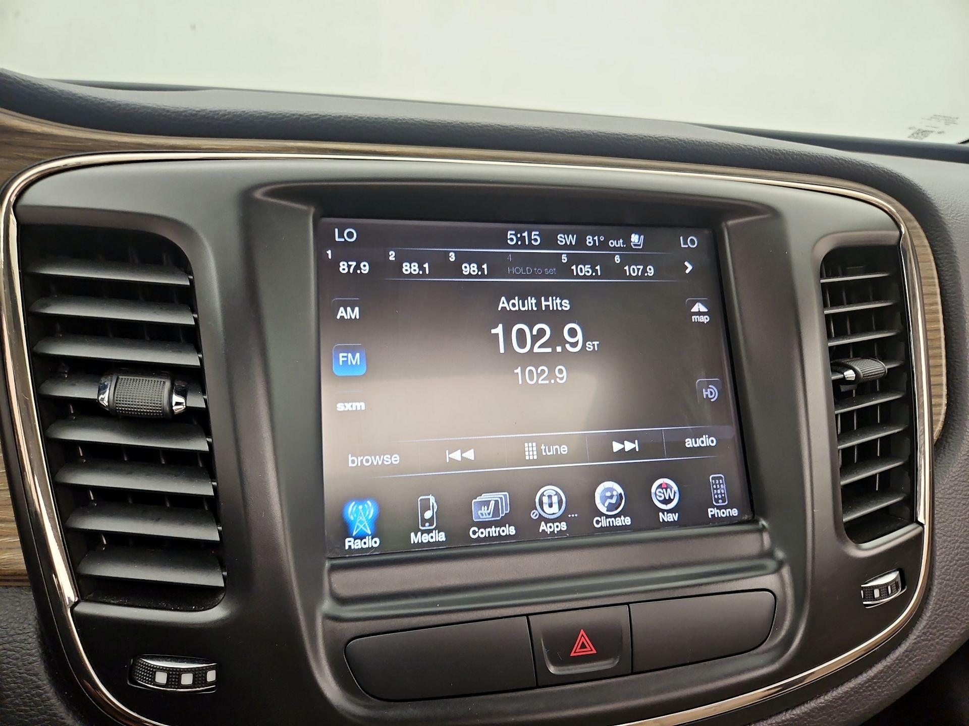 Thumbnail: 2015 Chrysler 200 - 16