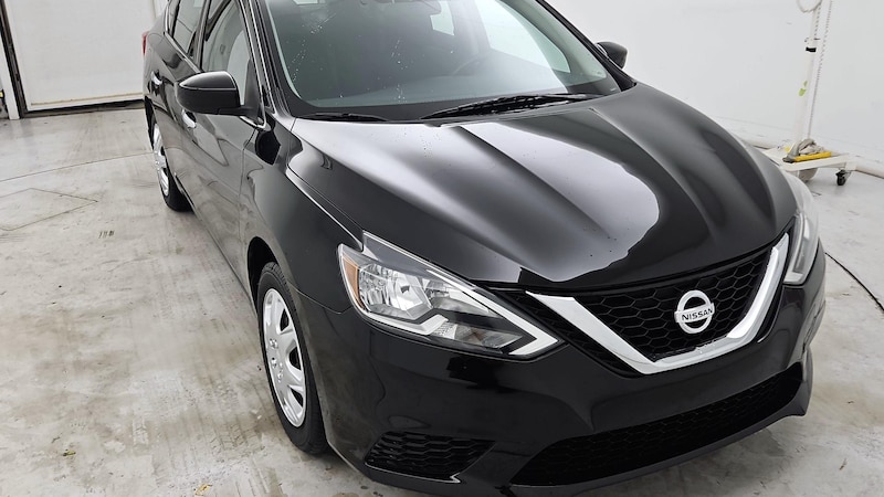 2016 Nissan Sentra S Hero Image
