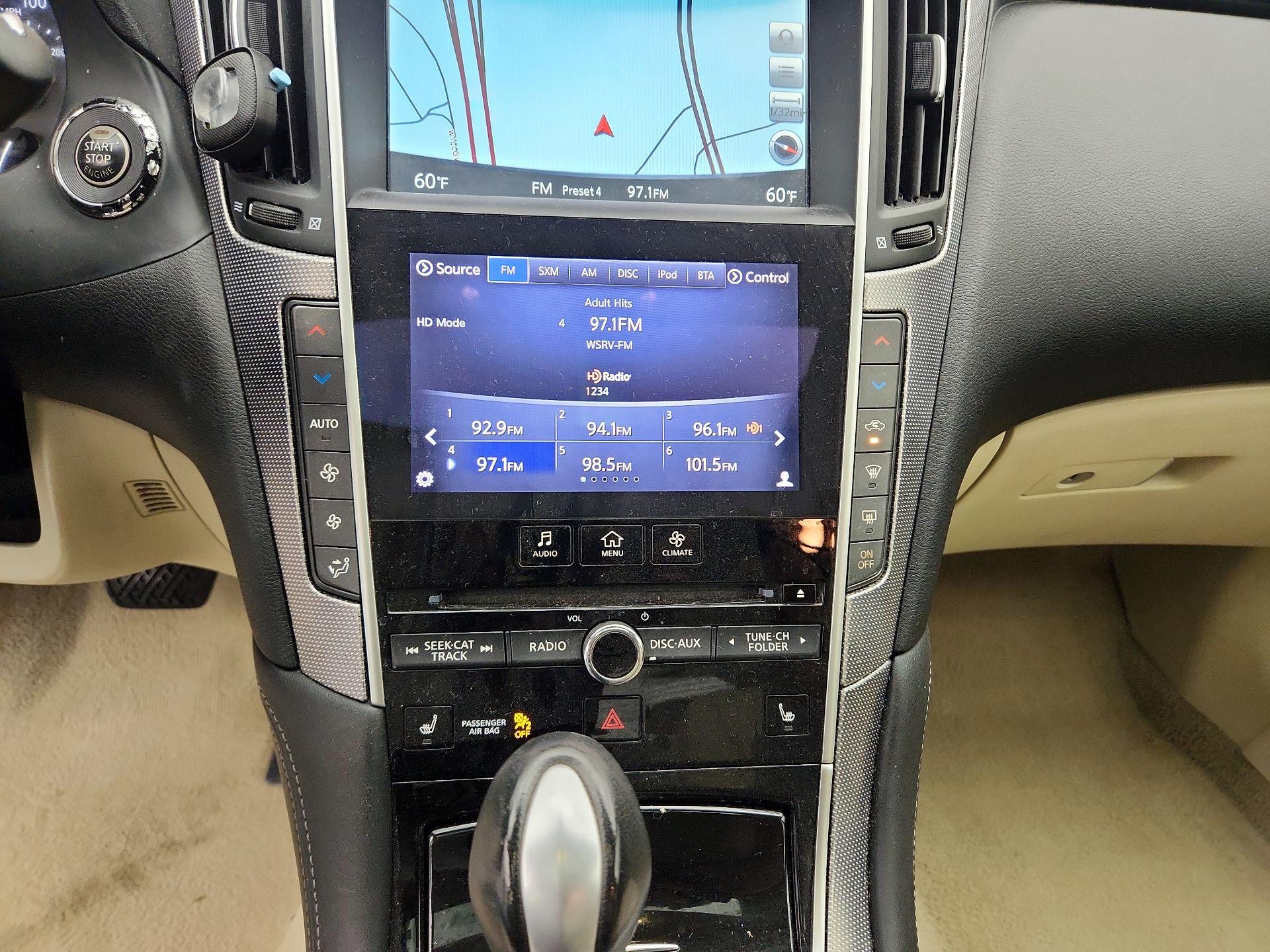 Thumbnail: 2014 INFINITI Q50 - 16