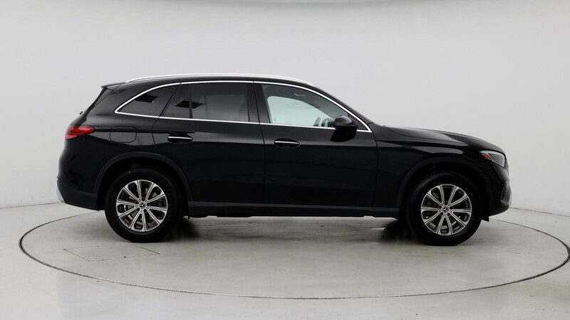 2024 Mercedes-Benz GLC 300 7