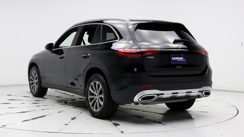 2024 Mercedes-Benz GLC 300 2