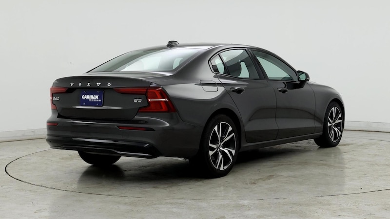 2024 Volvo S60 B5 Core 8