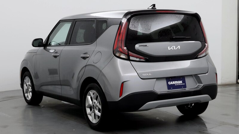 2023 Kia Soul LX 2