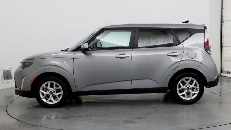 2023 Kia Soul LX 3