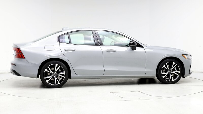 2024 Volvo S60 B5 Core 7