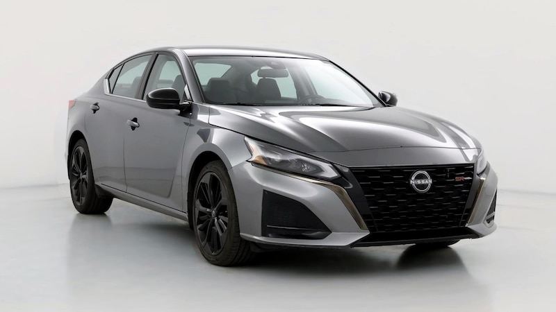 2023 Nissan Altima SR Hero Image