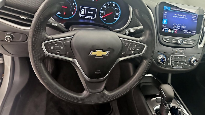 2022 Chevrolet Malibu LT 10