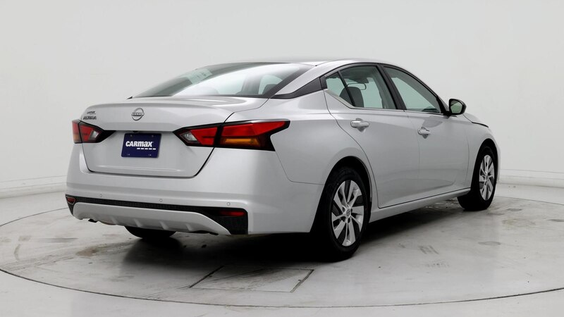 2024 Nissan Altima S 8