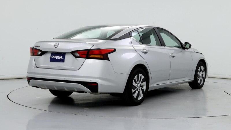 2024 Nissan Altima S 8