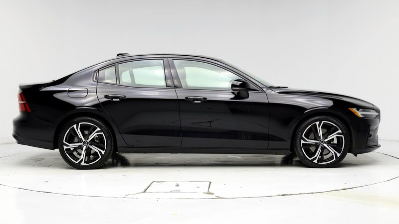 2024 Volvo S60 B5 Plus 7