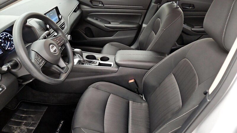 2024 Nissan Altima S 11