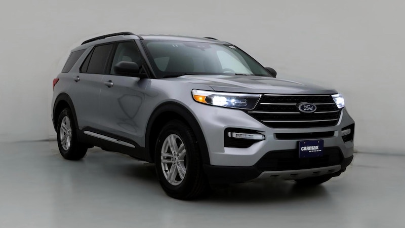 2023 Ford Explorer XLT Hero Image