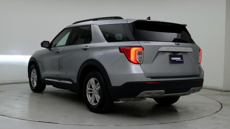 2023 Ford Explorer XLT 2