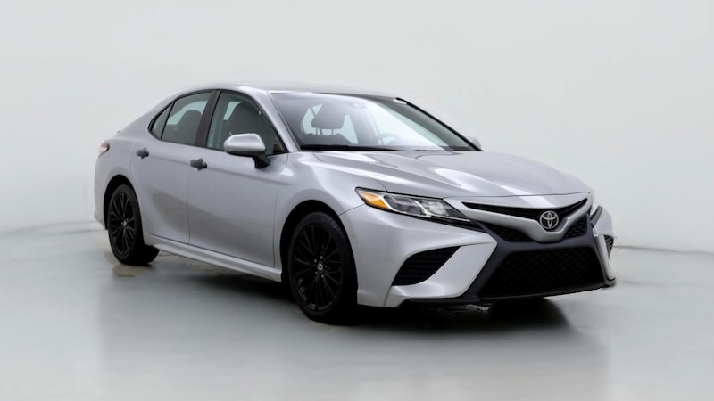 2020 Toyota Camry SE Hero Image