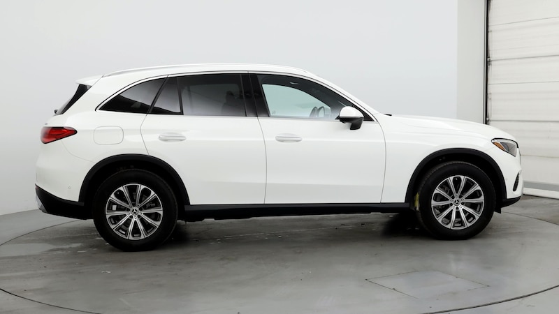 2024 Mercedes-Benz GLC 300 7