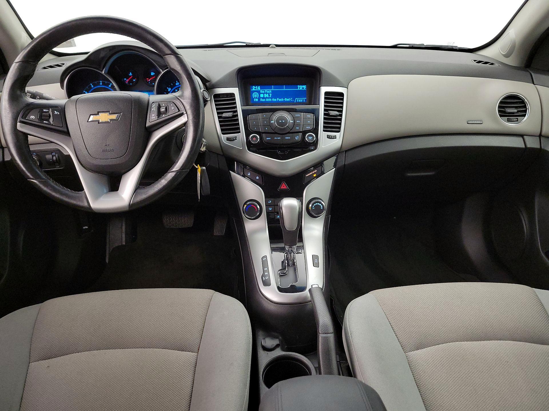 Thumbnail: 2014 Chevrolet Cruze - 9