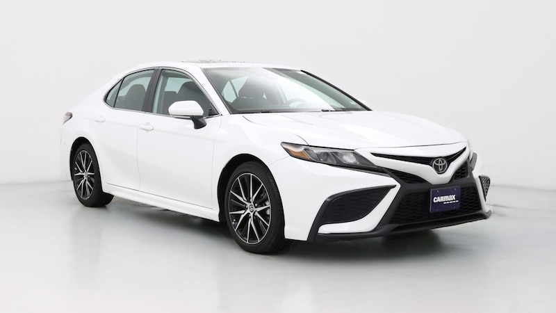 2023 Toyota Camry SE Hero Image