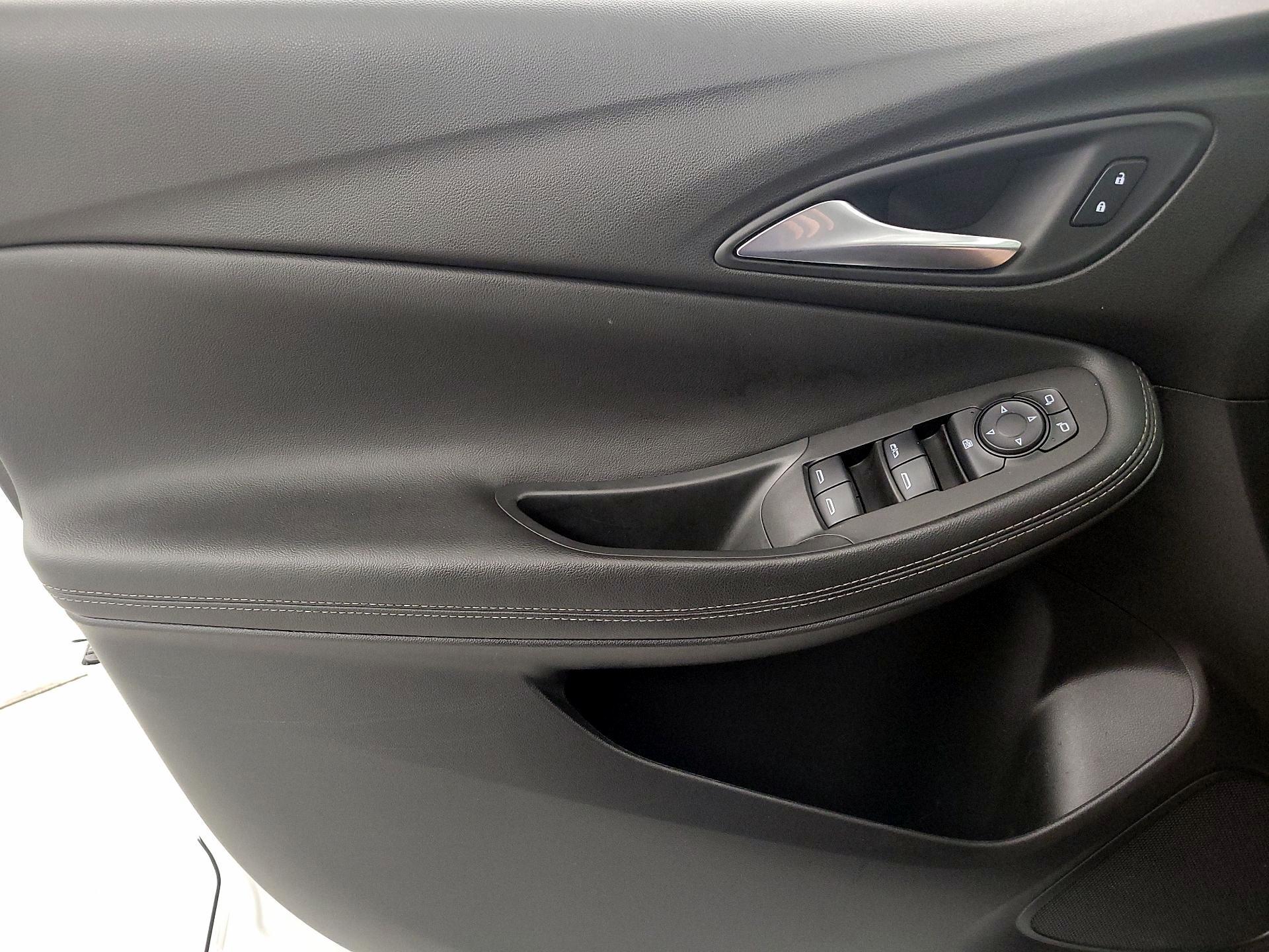 Thumbnail: 2020 Buick Encore GX - 12