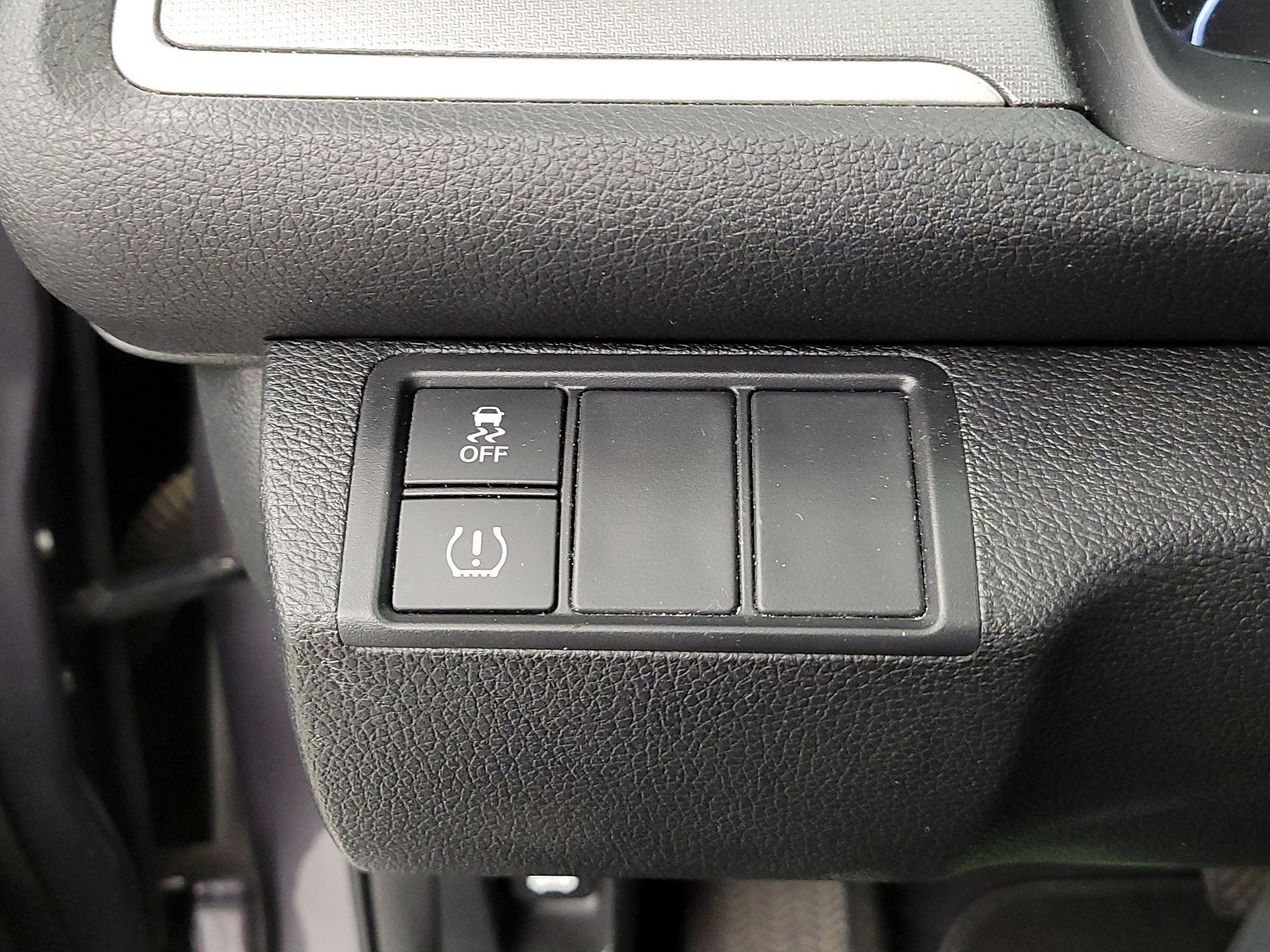 Thumbnail: 2016 Honda Civic - 13