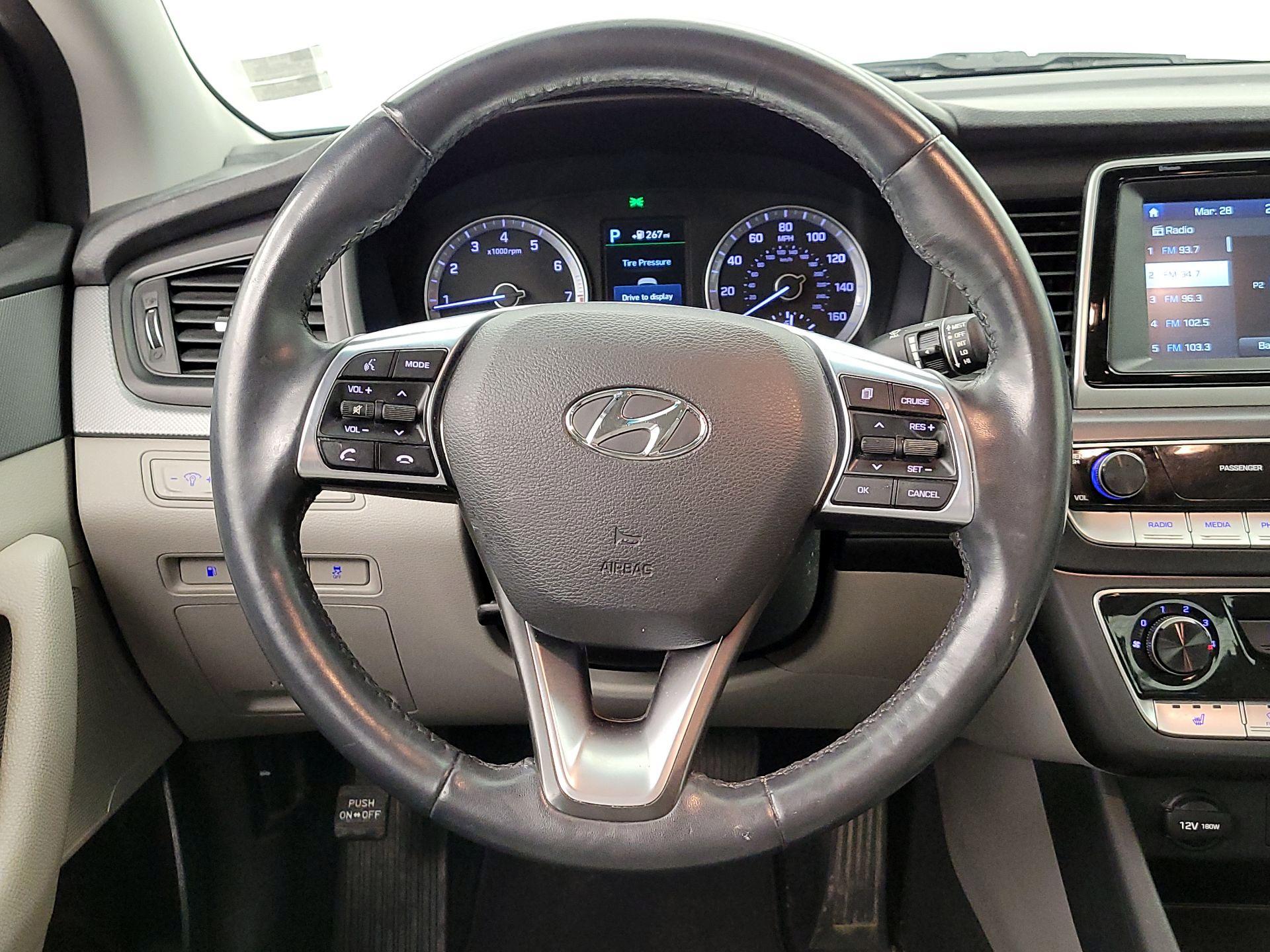 Thumbnail: 2018 Hyundai Sonata - 10