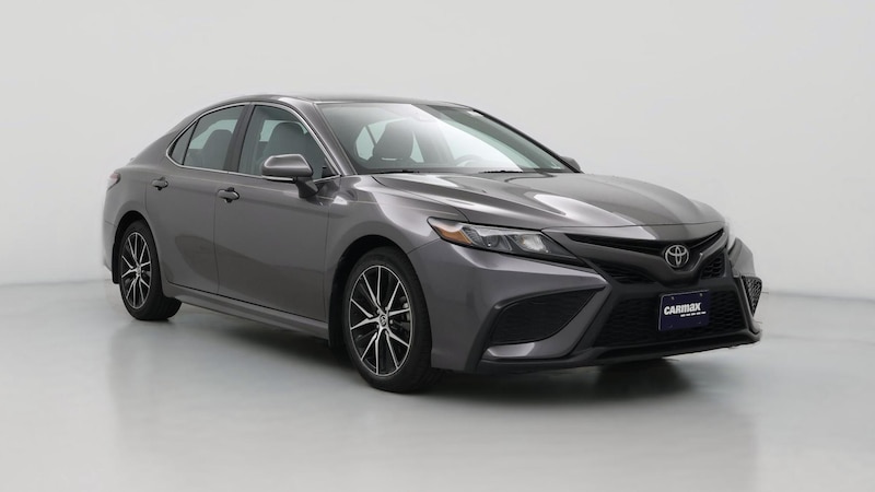 2022 Toyota Camry SE Hero Image