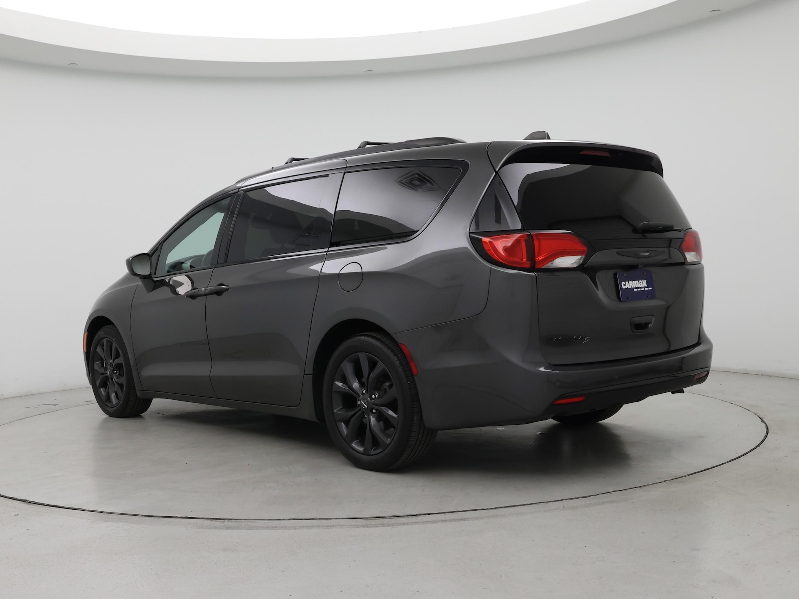 Image 3 of 2018 Chrysler Pacifica Touring Plus