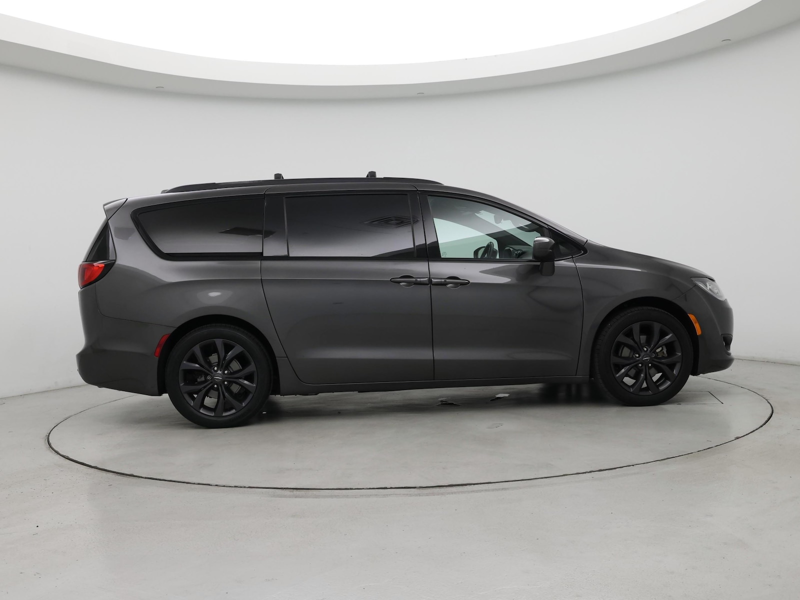 Image 8 of 2018 Chrysler Pacifica Touring Plus