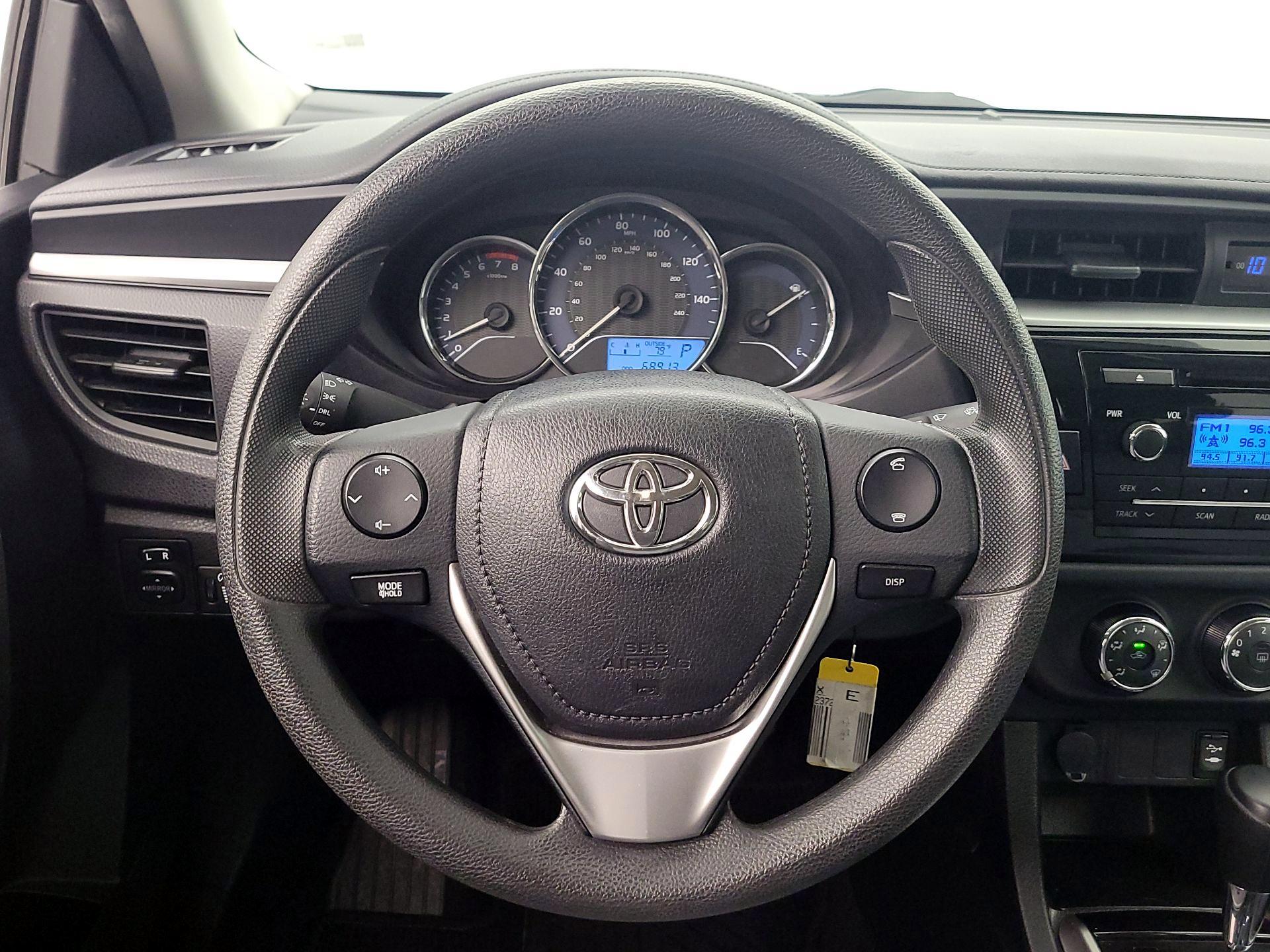 Thumbnail: 2015 Toyota Corolla - 10
